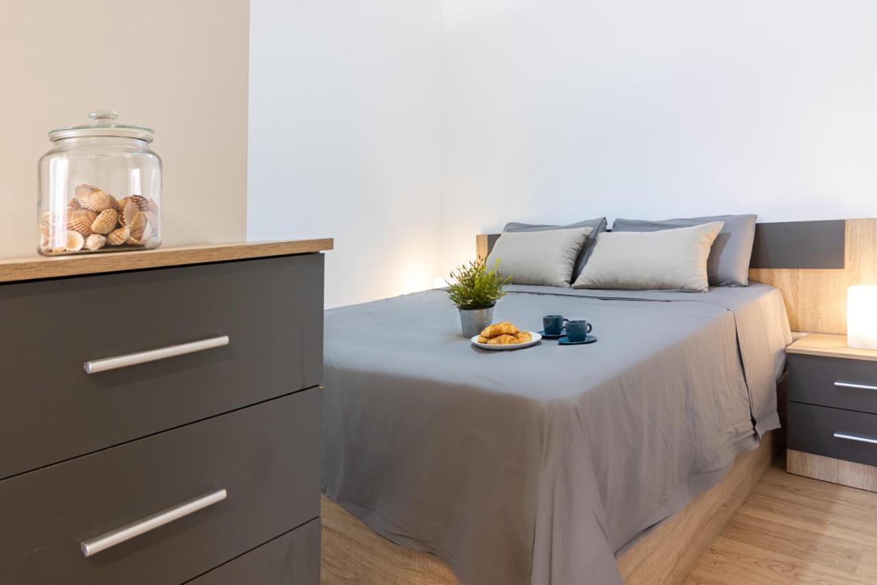 Malagueta Freshapartments มาลากา ภายนอก รูปภาพ
